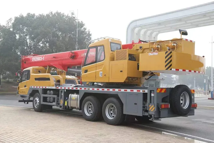 2025-Year-New-Model-25-Ton-Mobile-Truck-Crane-Stc250c5-8-for-Sale